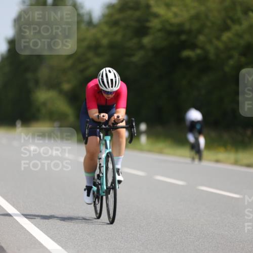22.06.2025 - Viking Triathlon Yannick Fuchs http://msf.ph/oto/8097406 22.06.2025 11:22:14 Radfahren 42, 47, 91, 165, 257, 473, 490, 661 meine-sportfotos.de