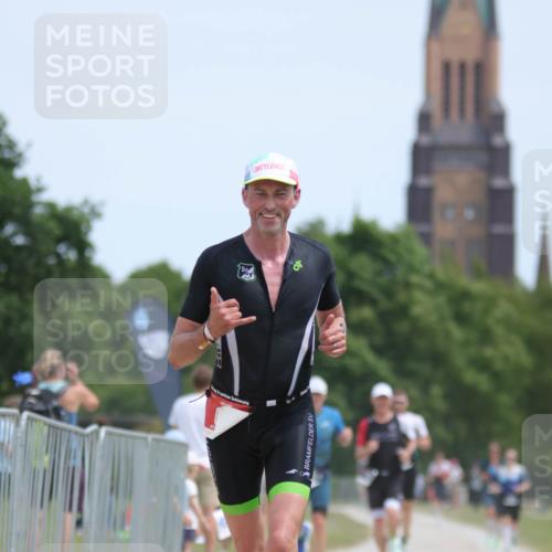 22.06.2025 - Viking Triathlon H.Heesch http://msf.ph/oto/8097410 22.06.2025 13:13:05 Laufen 113, 226, 610 meine-sportfotos.de