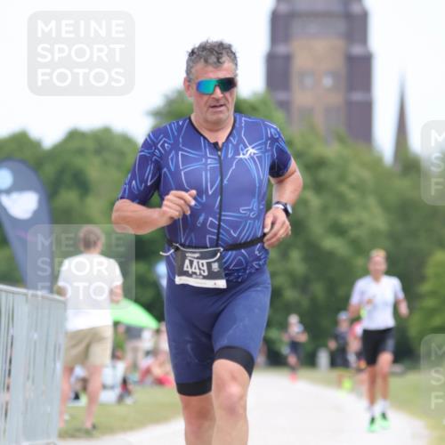 22.06.2025 - Viking Triathlon H.Heesch http://msf.ph/oto/8097413 22.06.2025 13:28:25 Laufen 182, 449 meine-sportfotos.de