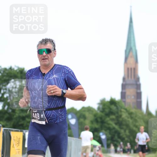 22.06.2025 - Viking Triathlon H.Heesch http://msf.ph/oto/8097422 22.06.2025 13:28:27 Laufen 13, 182, 449 meine-sportfotos.de