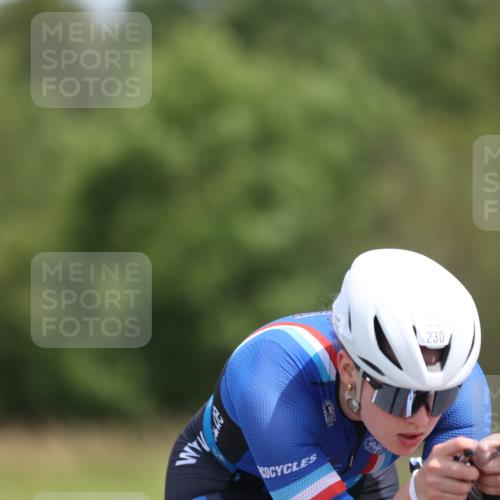 22.06.2025 - Viking Triathlon Yannick Fuchs http://msf.ph/oto/8097427 22.06.2025 11:59:54 Radfahren 64, 103, 207, 223, 230, 610 meine-sportfotos.de