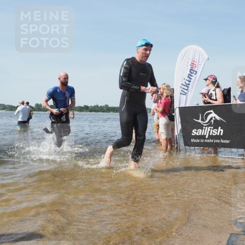 22.06.2025 - Viking Triathlon KatJ http://msf.ph/oto/8097437 22.06.2025 10:31:37 Schwimmen 3, 8, 98, 99, 137, 158, 189, 224, 340, 350, 469, 555, 613, 648 meine-sportfotos.de