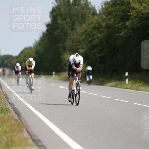 22.06.2025 - Viking Triathlon Yannick Fuchs http://msf.ph/oto/8097483 22.06.2025 11:22:17 Radfahren 42, 47, 91, 165, 257, 473, 490, 661 meine-sportfotos.de
