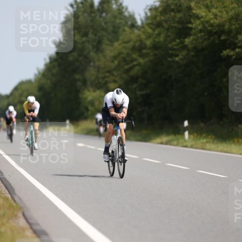 22.06.2025 - Viking Triathlon Yannick Fuchs http://msf.ph/oto/8097496 22.06.2025 11:22:17 Radfahren 42, 47, 91, 165, 257, 473, 490, 661 meine-sportfotos.de
