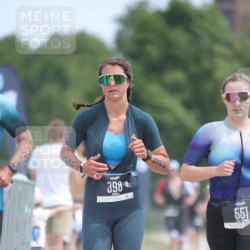 22.06.2025 - Viking Triathlon H.Heesch http://msf.ph/oto/8097497 22.06.2025 13:13:17 Laufen 226, 233, 300, 398, 451, 551 meine-sportfotos.de