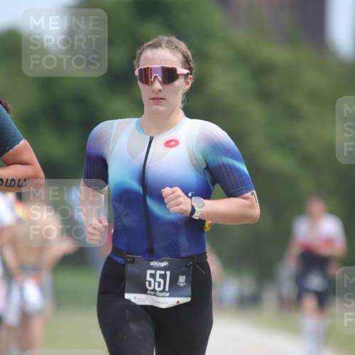 22.06.2025 - Viking Triathlon H.Heesch http://msf.ph/oto/8097502 22.06.2025 13:13:18 Laufen 233, 300, 398, 451, 551 meine-sportfotos.de