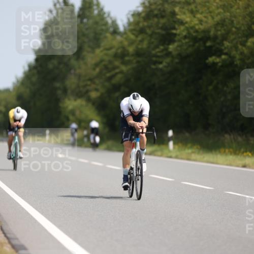 22.06.2025 - Viking Triathlon Yannick Fuchs http://msf.ph/oto/8097511 22.06.2025 11:22:17 Radfahren 42, 47, 91, 165, 257, 473, 490, 661 meine-sportfotos.de