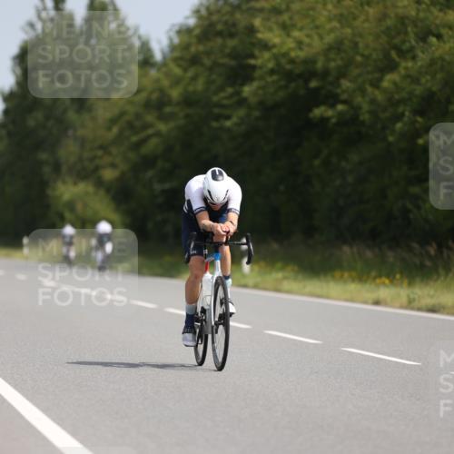 22.06.2025 - Viking Triathlon Yannick Fuchs http://msf.ph/oto/8097513 22.06.2025 11:22:17 Radfahren 42, 47, 91, 165, 257, 473, 490, 661 meine-sportfotos.de