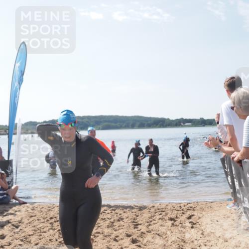 22.06.2025 - Viking Triathlon MichiJ http://msf.ph/oto/8097545 22.06.2025 10:42:37 Schwimmen 55, 171, 192, 240, 318, 369, 427, 624 meine-sportfotos.de