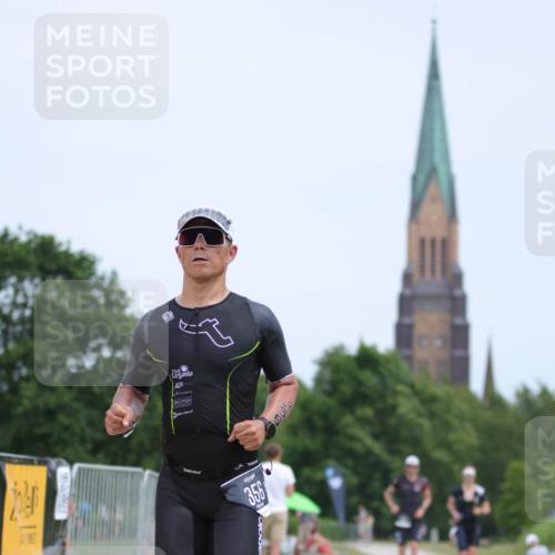 22.06.2025 - Viking Triathlon H.Heesch http://msf.ph/oto/8097550 22.06.2025 13:28:46 Laufen 44, 77, 356 meine-sportfotos.de