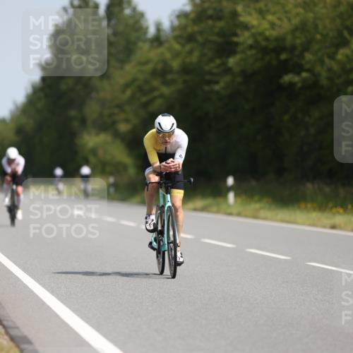 22.06.2025 - Viking Triathlon Yannick Fuchs http://msf.ph/oto/8097567 22.06.2025 11:22:19 Radfahren 42, 47, 91, 165, 257, 473, 490, 661 meine-sportfotos.de