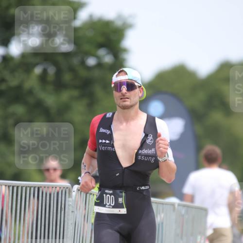 22.06.2025 - Viking Triathlon H.Heesch http://msf.ph/oto/8097576 22.06.2025 13:13:27 Laufen 38, 100, 178 meine-sportfotos.de