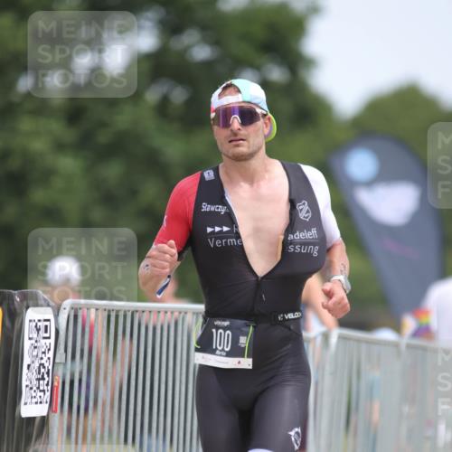 22.06.2025 - Viking Triathlon H.Heesch http://msf.ph/oto/8097593 22.06.2025 13:13:27 Laufen 38, 100, 178 meine-sportfotos.de