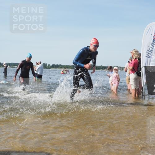 22.06.2025 - Viking Triathlon KatJ http://msf.ph/oto/8097633 22.06.2025 10:31:42 Schwimmen 98, 99, 124, 125, 137, 158, 189, 224, 340, 350, 507, 555, 613, 648 meine-sportfotos.de
