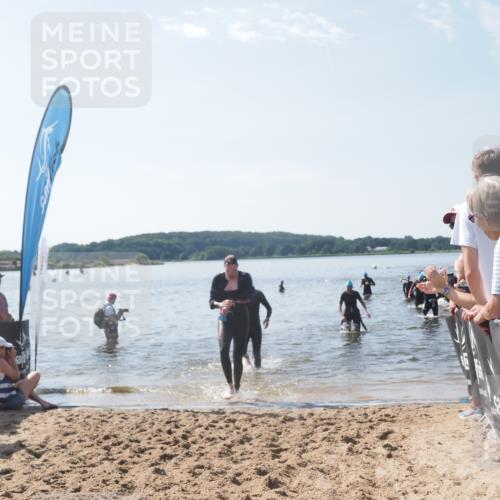 22.06.2025 - Viking Triathlon MichiJ http://msf.ph/oto/8097646 22.06.2025 10:42:40 Schwimmen 55, 171, 240, 369, 427, 441, 624 meine-sportfotos.de