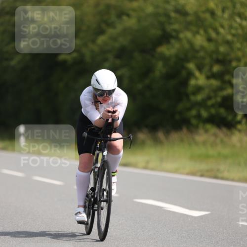 22.06.2025 - Viking Triathlon Yannick Fuchs http://msf.ph/oto/8097711 22.06.2025 11:22:23 Radfahren 42, 47, 91, 165, 257, 490, 523, 661 meine-sportfotos.de