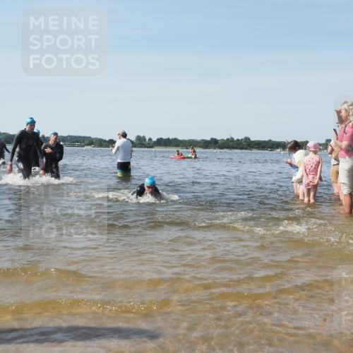 22.06.2025 - Viking Triathlon KatJ http://msf.ph/oto/8097726 22.06.2025 10:31:45 Schwimmen 87, 98, 99, 124, 125, 137, 158, 189, 224, 340, 350, 435, 507, 555, 648, 658 meine-sportfotos.de