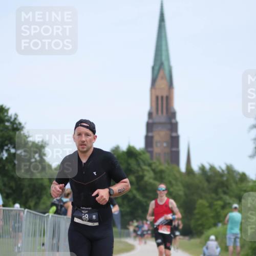 22.06.2025 - Viking Triathlon H.Heesch http://msf.ph/oto/8097753 22.06.2025 13:13:33 Laufen 38, 100, 178, 461, 642 meine-sportfotos.de