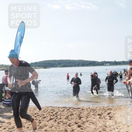22.06.2025 - Viking Triathlon MichiJ http://msf.ph/oto/8097776 22.06.2025 10:42:52 Schwimmen 66, 133, 240, 282, 309, 369, 441, 450, 624 meine-sportfotos.de