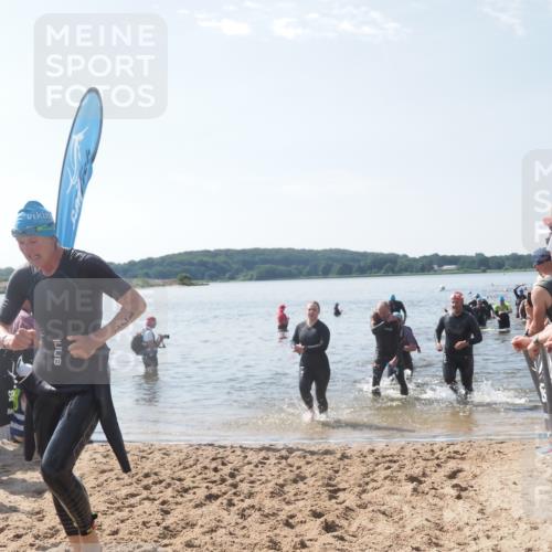 22.06.2025 - Viking Triathlon MichiJ http://msf.ph/oto/8097782 22.06.2025 10:42:52 Schwimmen 66, 133, 240, 282, 309, 369, 441, 450, 624 meine-sportfotos.de