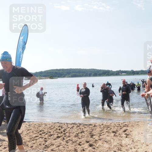 22.06.2025 - Viking Triathlon MichiJ http://msf.ph/oto/8097786 22.06.2025 10:42:53 Schwimmen 66, 133, 240, 282, 309, 369, 441, 450, 624 meine-sportfotos.de
