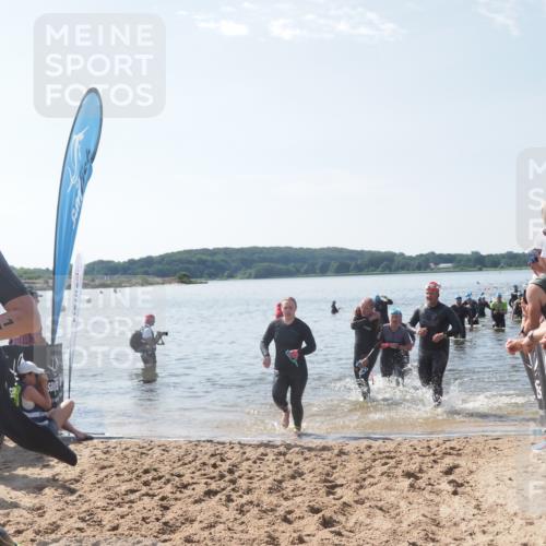 22.06.2025 - Viking Triathlon MichiJ http://msf.ph/oto/8097795 22.06.2025 10:42:53 Schwimmen 66, 133, 240, 282, 309, 369, 441, 450, 624 meine-sportfotos.de