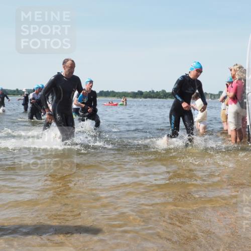 22.06.2025 - Viking Triathlon KatJ http://msf.ph/oto/8097863 22.06.2025 10:31:48 Schwimmen 87, 98, 99, 124, 125, 137, 158, 189, 224, 340, 350, 435, 449, 507, 555, 658 meine-sportfotos.de