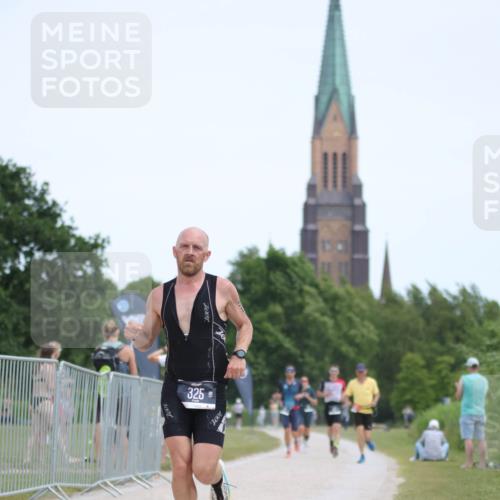 22.06.2025 - Viking Triathlon H.Heesch http://msf.ph/oto/8097901 22.06.2025 13:13:46 Laufen 325 meine-sportfotos.de