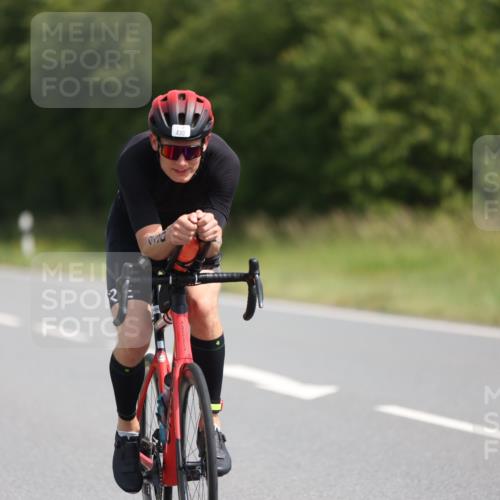 22.06.2025 - Viking Triathlon Yannick Fuchs http://msf.ph/oto/8097902 22.06.2025 11:22:42 Radfahren 2, 40, 209, 312, 316, 428, 430, 506, 542, 610 meine-sportfotos.de