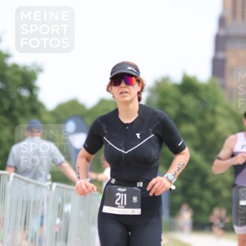 22.06.2025 - Viking Triathlon H.Heesch http://msf.ph/oto/8097903 22.06.2025 13:29:48 Laufen 211, 420 meine-sportfotos.de