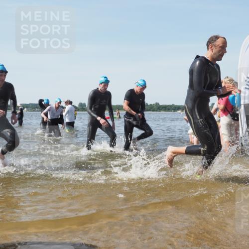 22.06.2025 - Viking Triathlon KatJ http://msf.ph/oto/8097921 22.06.2025 10:31:49 Schwimmen 87, 98, 99, 124, 125, 137, 158, 189, 224, 350, 435, 449, 507, 555, 658 meine-sportfotos.de