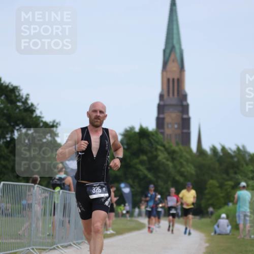 22.06.2025 - Viking Triathlon H.Heesch http://msf.ph/oto/8097925 22.06.2025 13:13:46 Laufen 325 meine-sportfotos.de