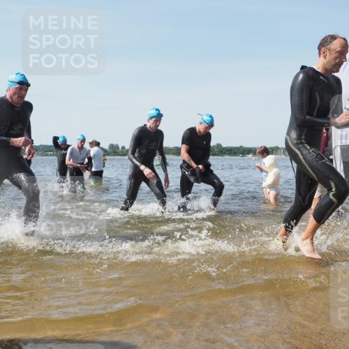 22.06.2025 - Viking Triathlon KatJ http://msf.ph/oto/8097934 22.06.2025 10:31:49 Schwimmen 87, 98, 99, 124, 125, 137, 158, 189, 224, 350, 435, 449, 507, 555, 658 meine-sportfotos.de