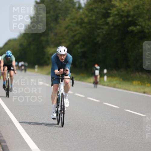 22.06.2025 - Viking Triathlon Yannick Fuchs http://msf.ph/oto/8097955 22.06.2025 12:00:38 Radfahren 98, 305, 439, 457, 508, 520 meine-sportfotos.de