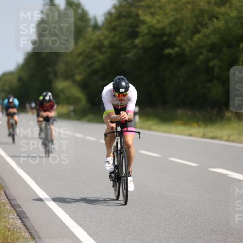 22.06.2025 - Viking Triathlon Yannick Fuchs http://msf.ph/oto/8098008 22.06.2025 11:22:45 Radfahren 2, 40, 134, 209, 312, 316, 428, 430, 506, 542, 610 meine-sportfotos.de