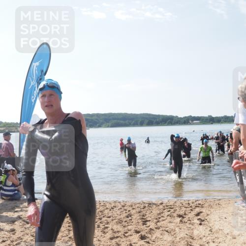 22.06.2025 - Viking Triathlon MichiJ http://msf.ph/oto/8098012 22.06.2025 10:43:03 Schwimmen 66, 109, 110, 128, 133, 167, 186, 309, 328, 358, 450, 489 meine-sportfotos.de