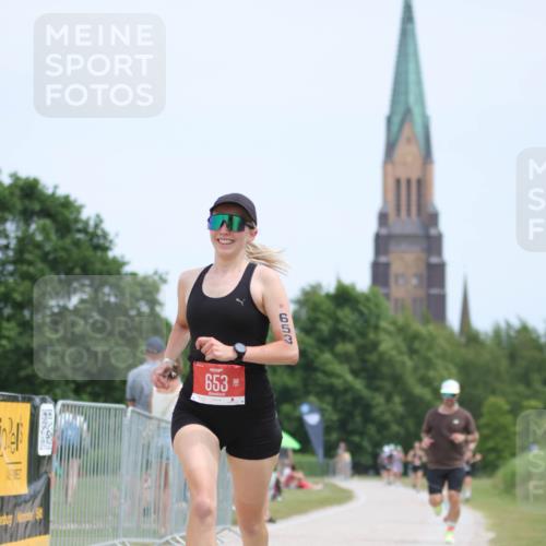 22.06.2025 - Viking Triathlon H.Heesch http://msf.ph/oto/8098027 22.06.2025 13:29:58 Laufen 645, 653 meine-sportfotos.de