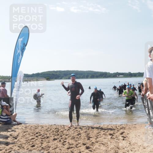 22.06.2025 - Viking Triathlon MichiJ http://msf.ph/oto/8098043 22.06.2025 10:43:07 Schwimmen 31, 66, 109, 110, 128, 133, 167, 186, 309, 328, 358, 450, 489 meine-sportfotos.de