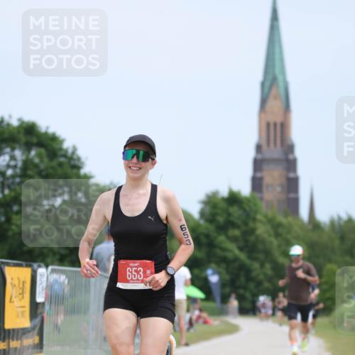 22.06.2025 - Viking Triathlon H.Heesch http://msf.ph/oto/8098047 22.06.2025 13:29:58 Laufen 645, 653 meine-sportfotos.de