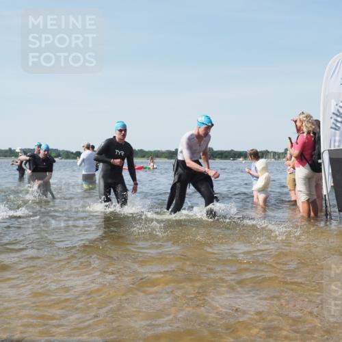 22.06.2025 - Viking Triathlon KatJ http://msf.ph/oto/8098048 22.06.2025 10:31:52 Schwimmen 63, 87, 98, 99, 124, 125, 189, 224, 350, 435, 449, 507, 555, 658 meine-sportfotos.de