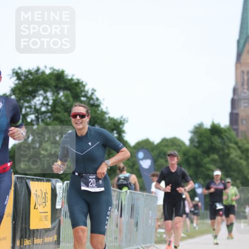 22.06.2025 - Viking Triathlon H.Heesch http://msf.ph/oto/8098053 22.06.2025 13:13:57 Laufen 20, 80, 171, 177, 387 meine-sportfotos.de