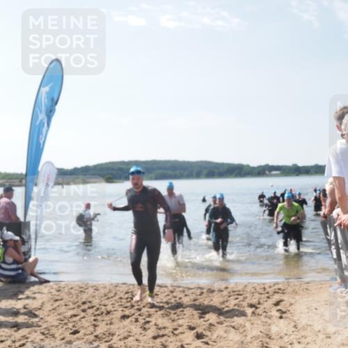 22.06.2025 - Viking Triathlon MichiJ http://msf.ph/oto/8098063 22.06.2025 10:43:07 Schwimmen 31, 66, 109, 110, 128, 133, 167, 186, 309, 328, 358, 450, 489 meine-sportfotos.de