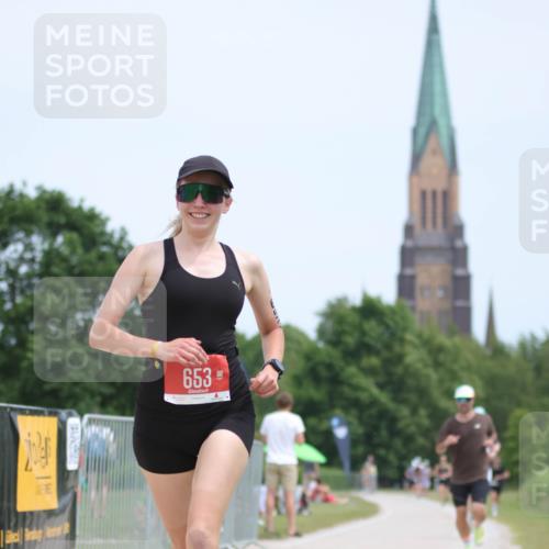 22.06.2025 - Viking Triathlon H.Heesch http://msf.ph/oto/8098066 22.06.2025 13:29:58 Laufen 645, 653 meine-sportfotos.de
