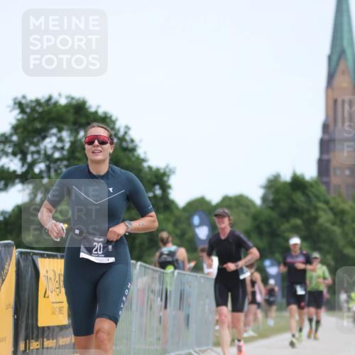 22.06.2025 - Viking Triathlon H.Heesch http://msf.ph/oto/8098075 22.06.2025 13:13:58 Laufen 20, 80, 171, 177, 387 meine-sportfotos.de