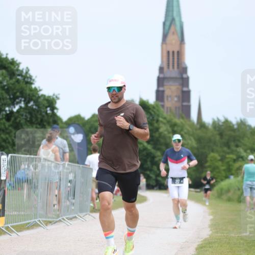 22.06.2025 - Viking Triathlon H.Heesch http://msf.ph/oto/8098096 22.06.2025 13:30:03 Laufen 217, 645, 653 meine-sportfotos.de