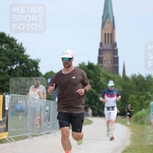 22.06.2025 - Viking Triathlon H.Heesch http://msf.ph/oto/8098116 22.06.2025 13:30:03 Laufen 217, 645, 653 meine-sportfotos.de