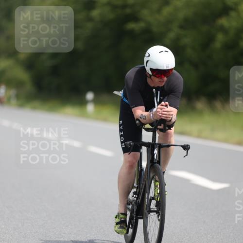 22.06.2025 - Viking Triathlon Yannick Fuchs http://msf.ph/oto/8098119 22.06.2025 12:00:43 Radfahren 98, 276, 305, 438, 439, 457 meine-sportfotos.de