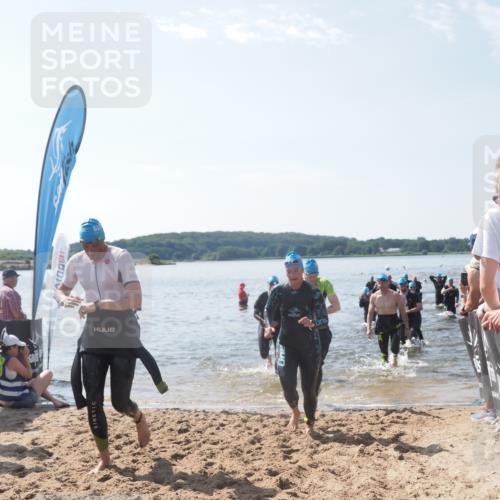 22.06.2025 - Viking Triathlon MichiJ http://msf.ph/oto/8098133 22.06.2025 10:43:10 Schwimmen 31, 66, 109, 110, 115, 128, 167, 186, 309, 328, 358, 450, 483, 489 meine-sportfotos.de