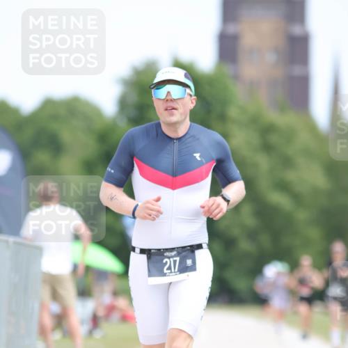 22.06.2025 - Viking Triathlon H.Heesch http://msf.ph/oto/8098147 22.06.2025 13:30:05 Laufen 217, 645 meine-sportfotos.de