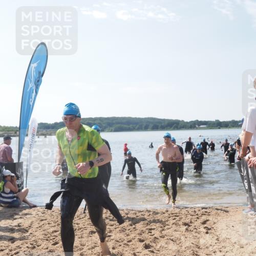 22.06.2025 - Viking Triathlon MichiJ http://msf.ph/oto/8098161 22.06.2025 10:43:13 Schwimmen 31, 66, 109, 110, 115, 128, 167, 186, 328, 358, 483, 489 meine-sportfotos.de